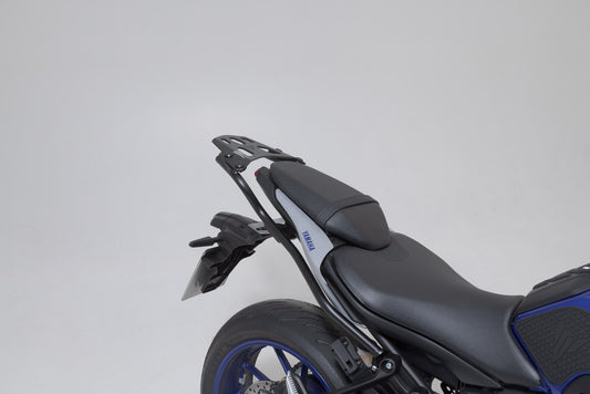 SW-MOTECH Portaequipaje STREET-RACK Negro. Yamaha MT-07 (18-24).