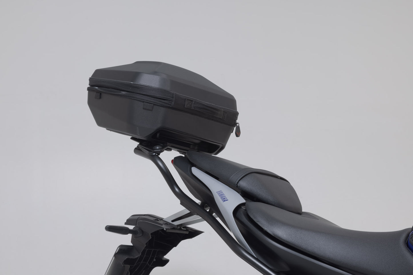 SW-MOTECH Portaequipaje STREET-RACK Negro. Yamaha MT-07 (18-24).