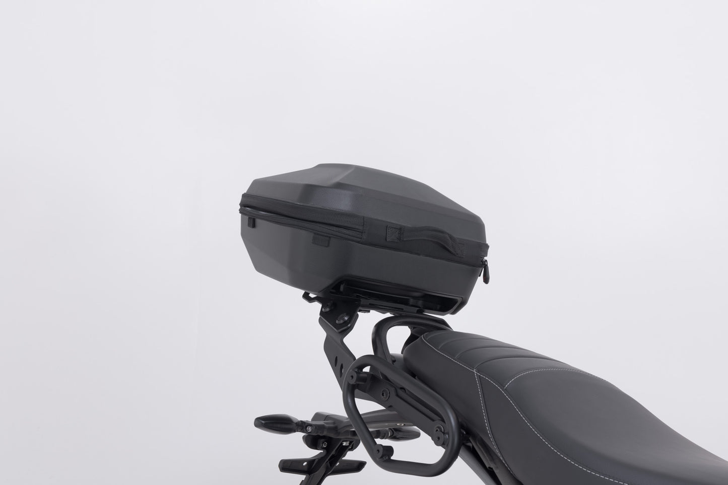 SW-MOTECH Portaequipaje STREET-RACK Negro. Triumph Speed 400/Scrambler 400 X/XC.