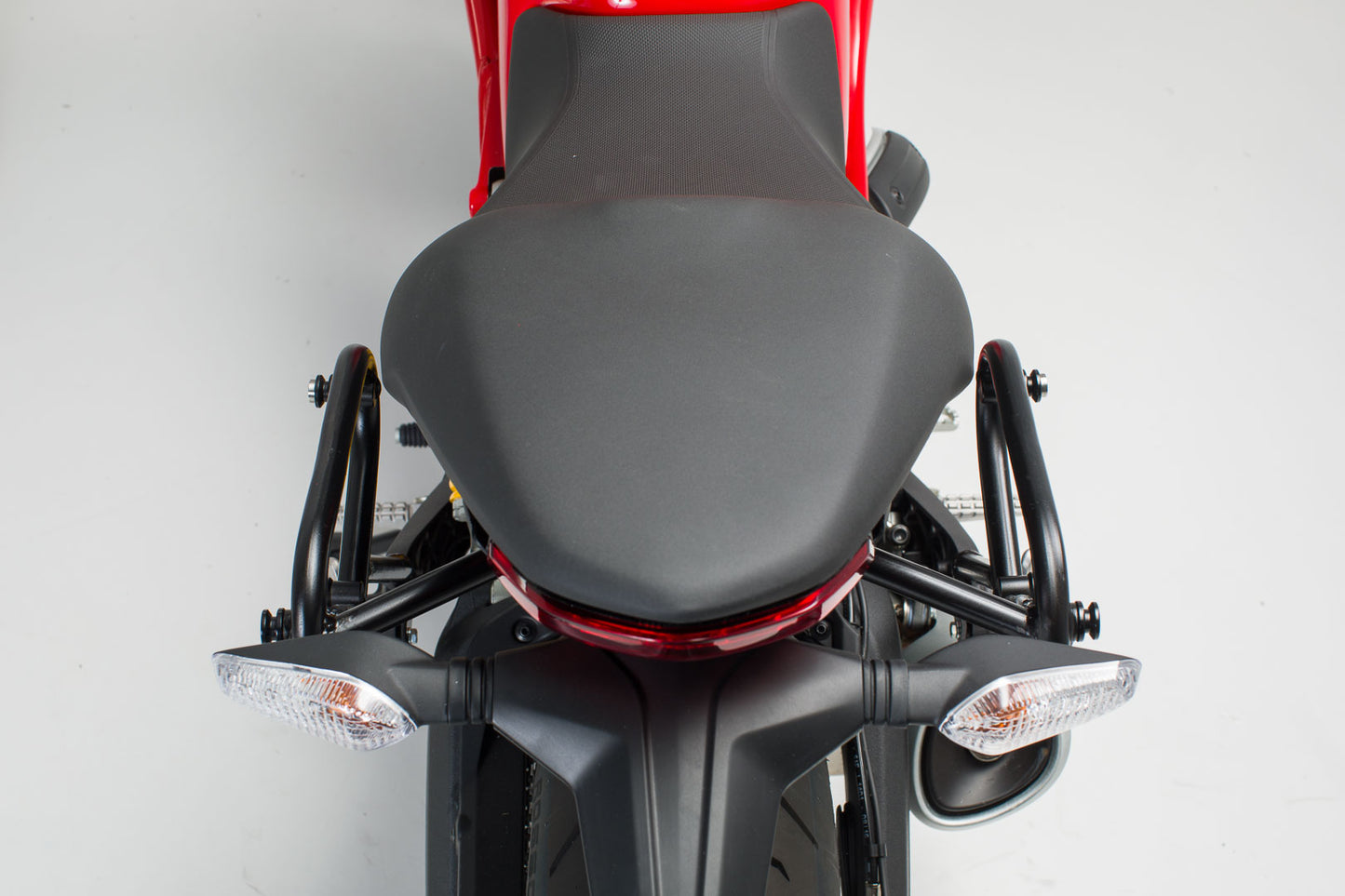 SW-MOTECH Soporte lateral derecho SLC Ducati Monster 797 (16-).