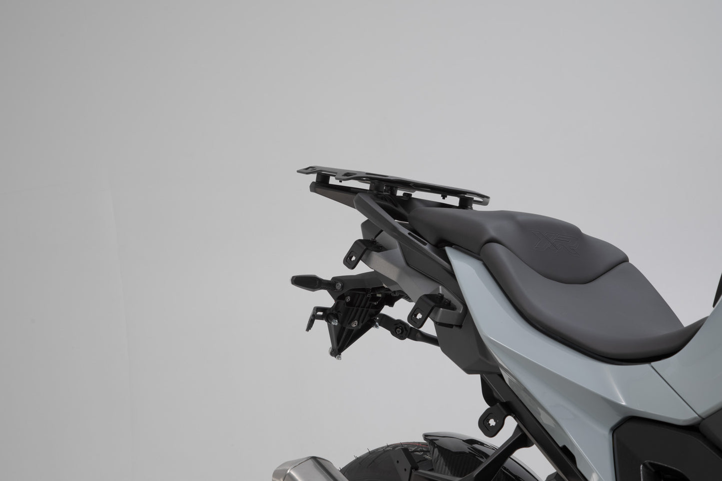 SW-MOTECH Soporte lateral PRO Negro. BMW S 1000 XR (19-).