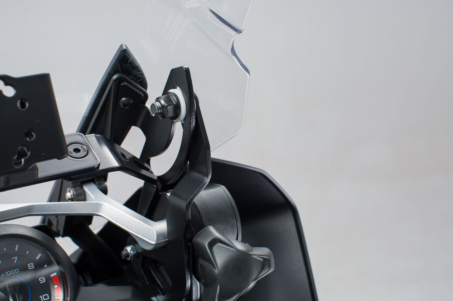 SW-MOTECH Refuerzo parabrisas Negro. BMW R 1200 GS (12-) R 1250 GS (18-).