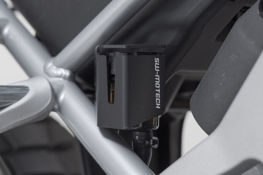 SW-MOTECH Protector del contenedor del líquido de freno Negro. Modelos Triumph Tiger 1200 (22-).