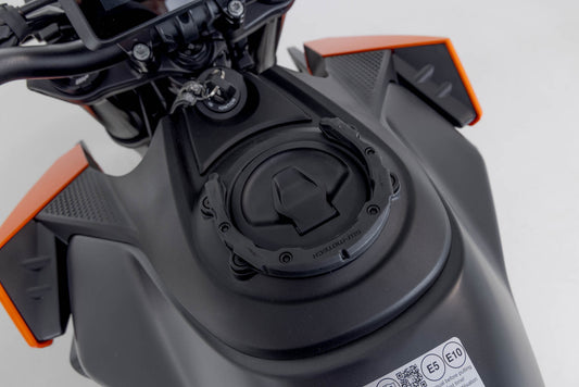 SW-MOTECH Anillo de depósito PRO Negro. KTM 990 Duke (23-).