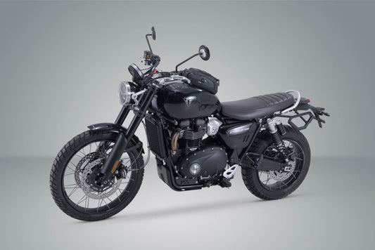 SW-MOTECH Soporte lateral izquierdo V-LOC Triumph Scrambler 1200 XC/XE (18-) X/XE (23-).