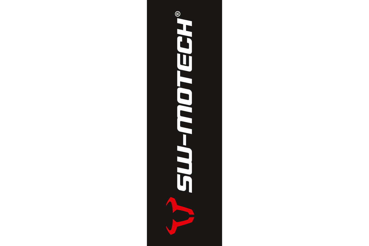 Bandera exterior SW-MOTECH. Formato: 1200 mm x 4000 mm.