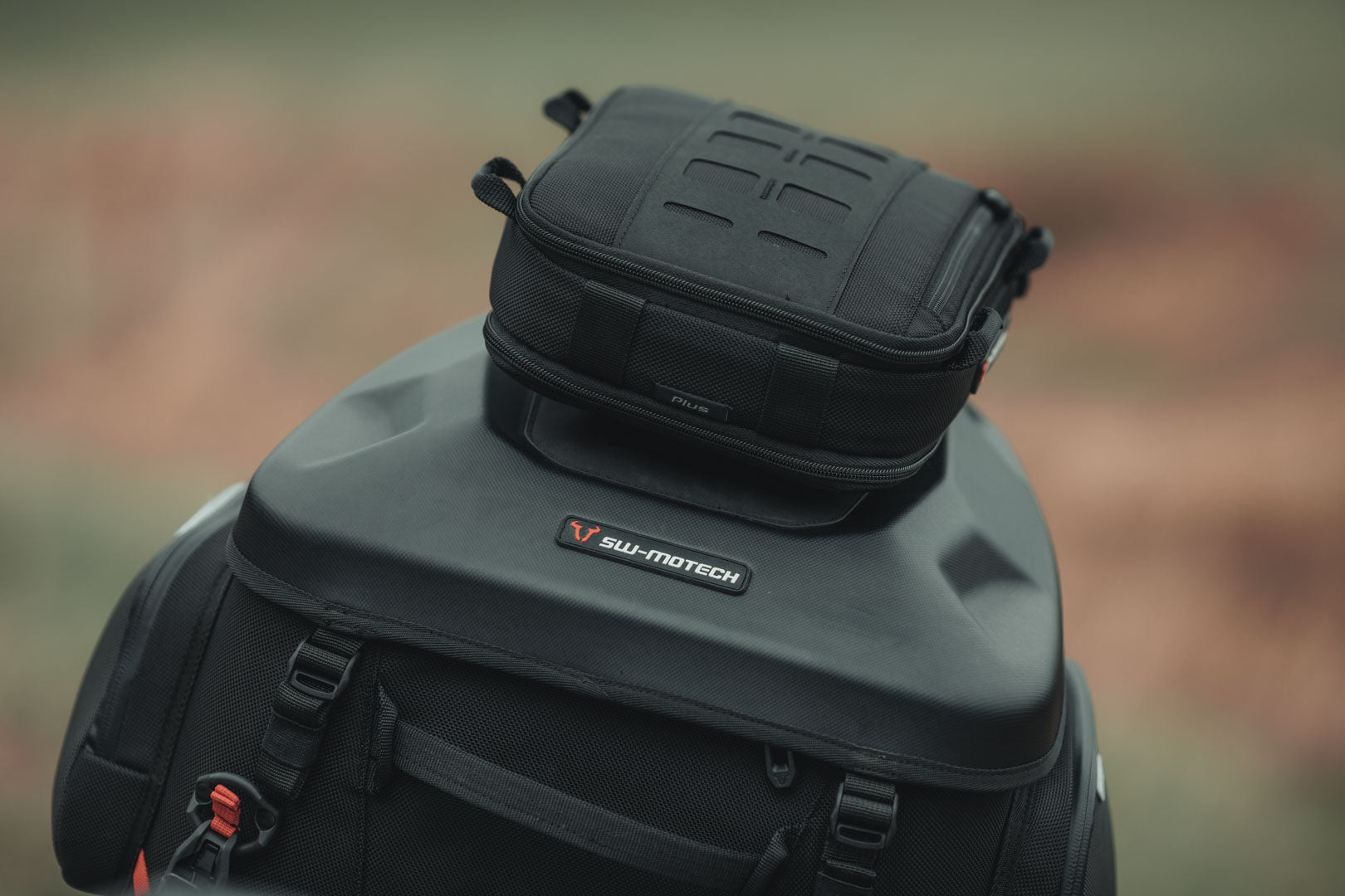 SW-MOTECH Bolsa adicional PRO Plus 1680D Nailon ballistic. Negro. 3-6 l.