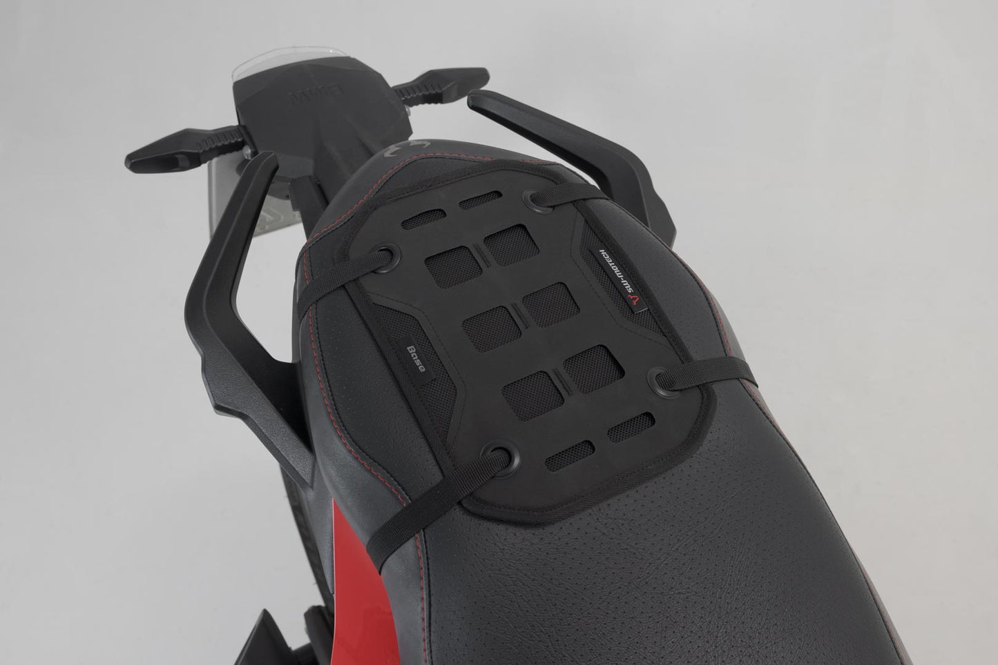 SW-MOTECH PRO Base Holster con sistema MOLLE