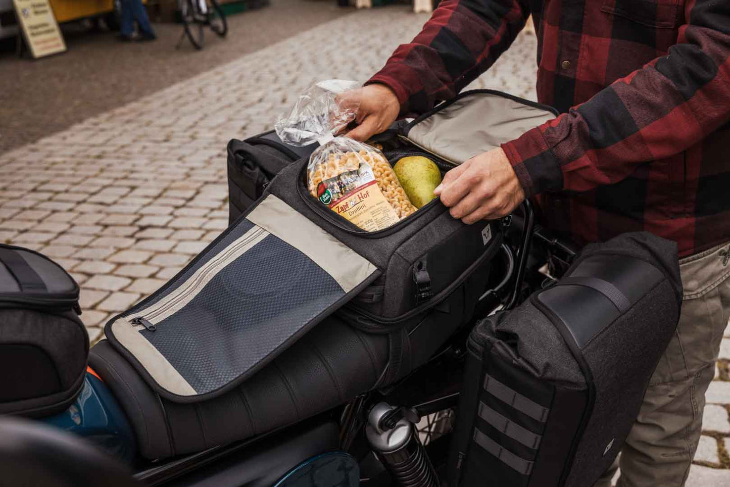 SW-MOTECH Legend Gear Bolsa trasera LR3 Negro. 6-12 l.