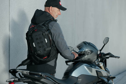 SW-MOTECH Mochila PRO Cosmo 16l. Negro/Antracita.