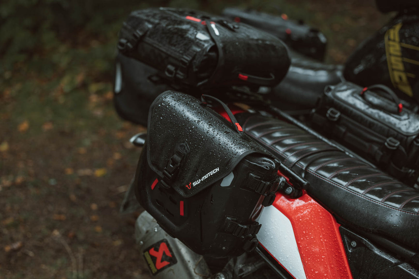 SW-MOTECH SysBag WP S con placa adaptadora a la izquierda 12-16l. Impermeable. Para soportes laterales.