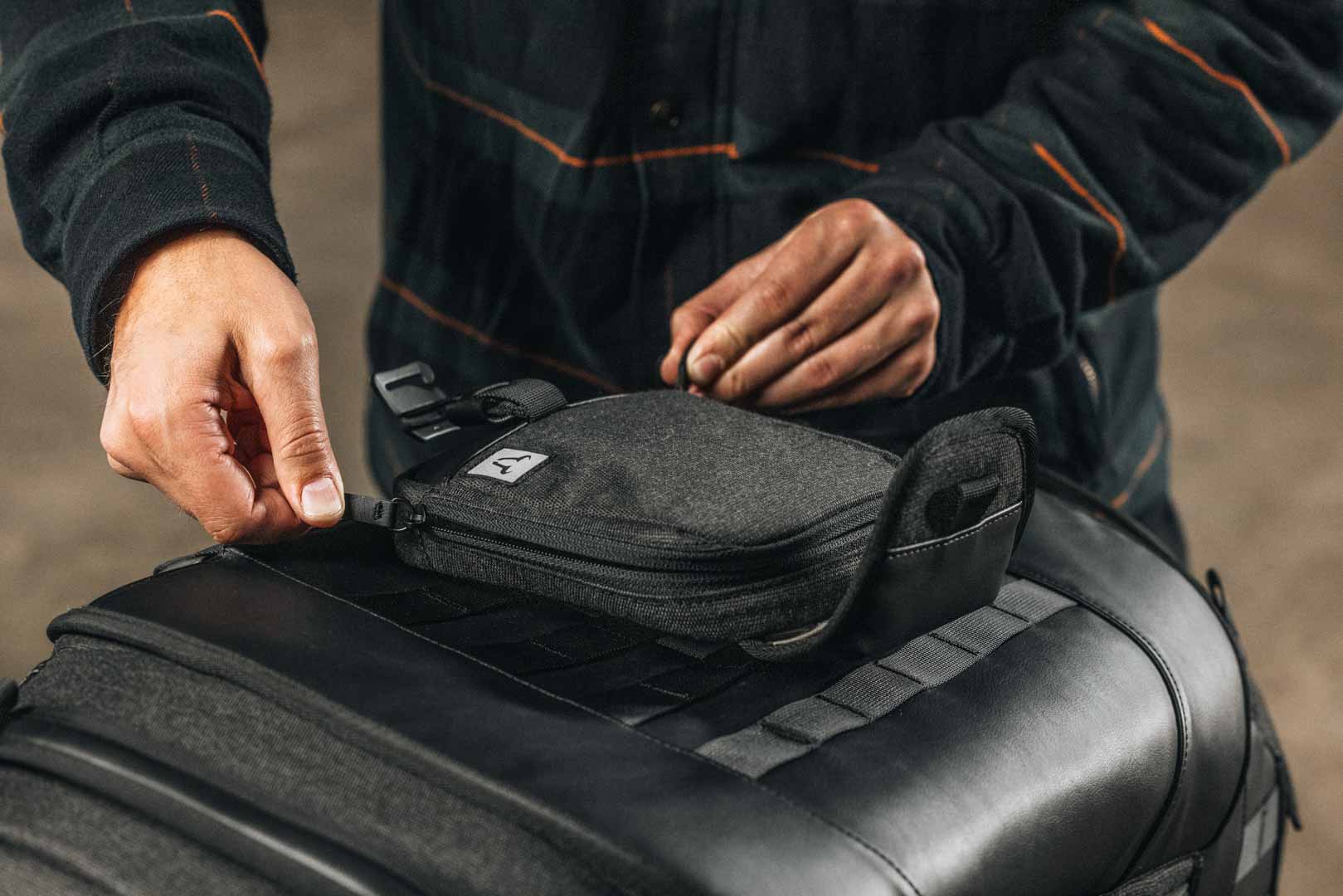 SW-MOTECH Bolsa adicional Legend Gear LA10 Negro. 15 l.