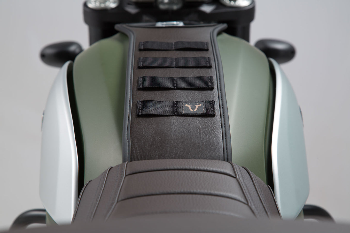 SW-MOTECH Legend Gear correa para depósito SLA Modelos Ducati Scrambler (14-).
