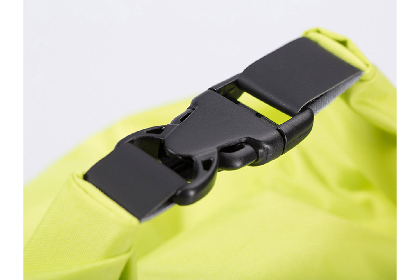 SW-MOTECH Drypack Impermeable. Amarillo. 20 l.