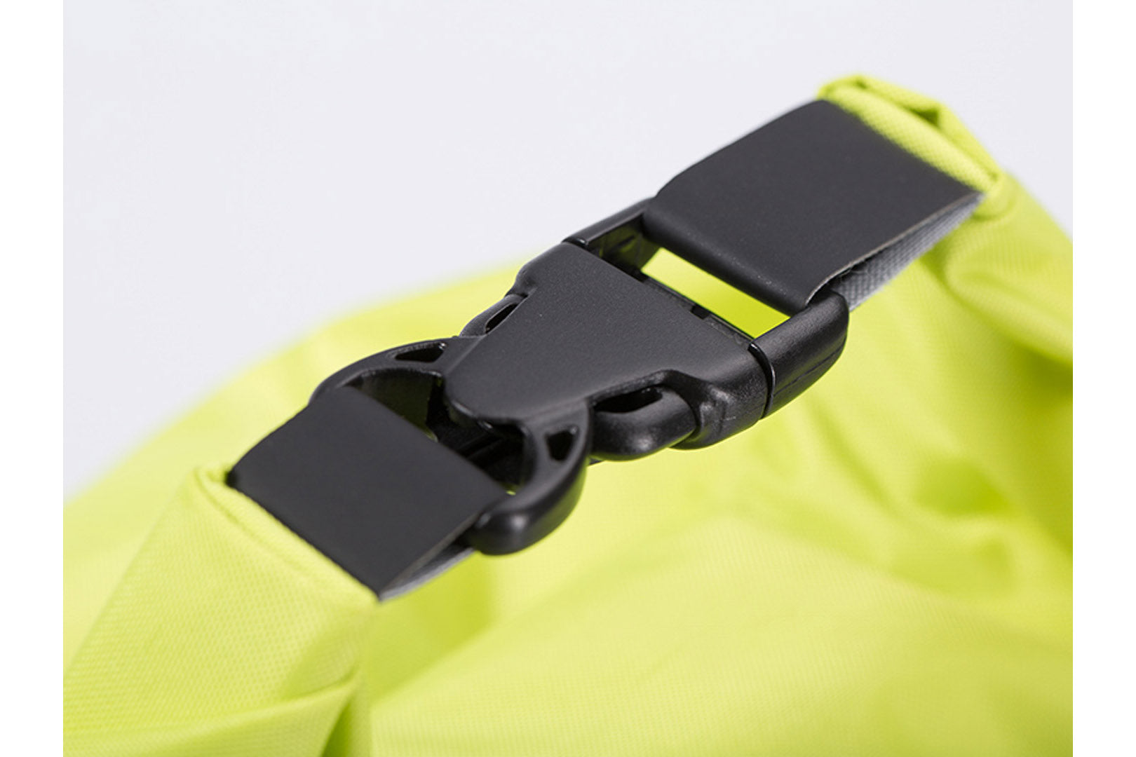 SW-MOTECH Drypack Impermeable. Amarillo. 20 l.