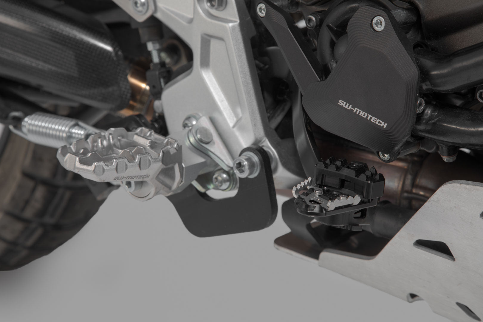 SW-MOTECH Extensión del pedal de freno Negro. Modelos Yamaha Ténéré 700 (19-).