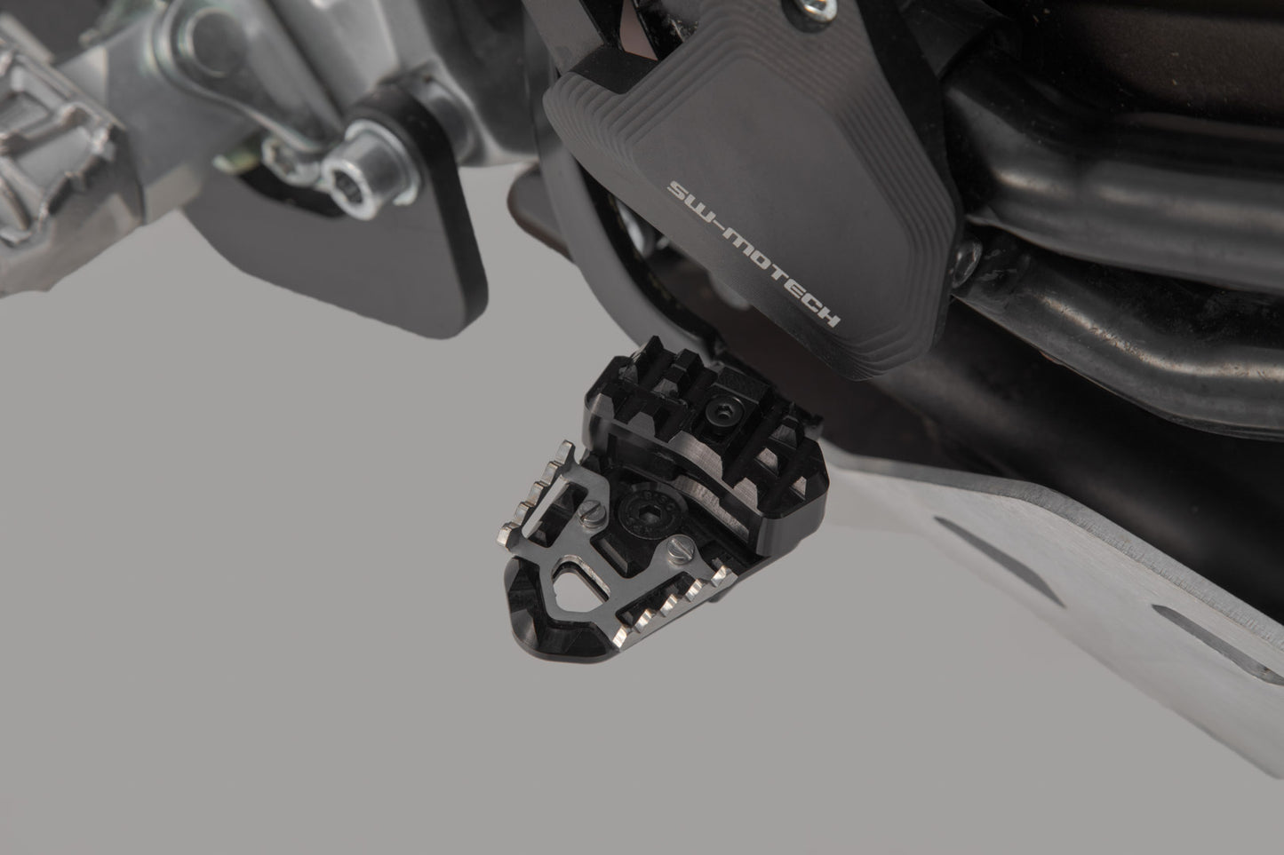 SW-MOTECH Extensión del pedal de freno Negro. Modelos Yamaha Ténéré 700 (19-).