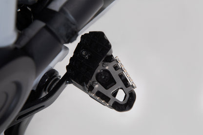SW-MOTECH Extensión del pedal de freno Negro. BMW R1200GS (12-18) R1250GS (18-).