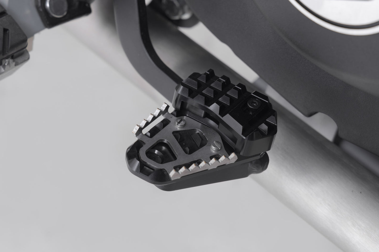 SW-MOTECH Extensión del pedal de freno Negro. Royal Enfield Himalayan/ Scram 411 (21-).