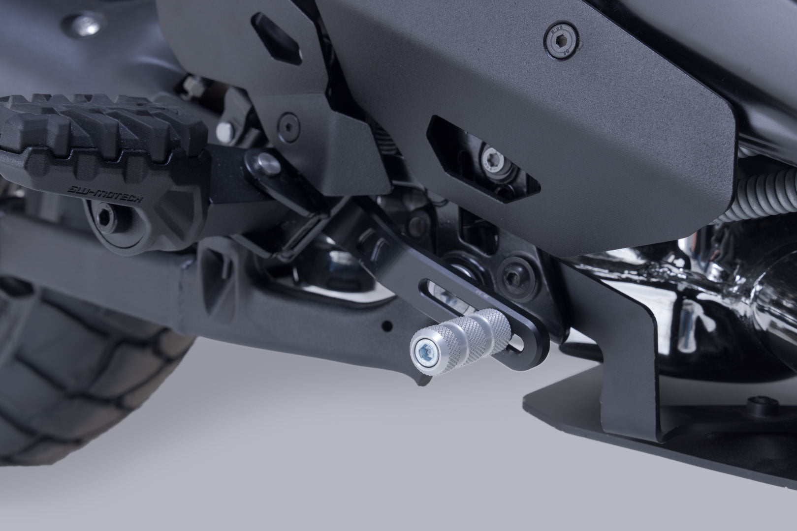 SW-MOTECH Pedal de freno BMW R 1300 GS (23-) / Adventure (24-).