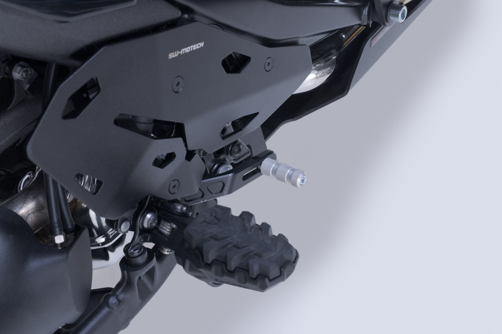 SW-MOTECH Pedal de freno BMW R 1300 GS (23-) / Adventure (24-).