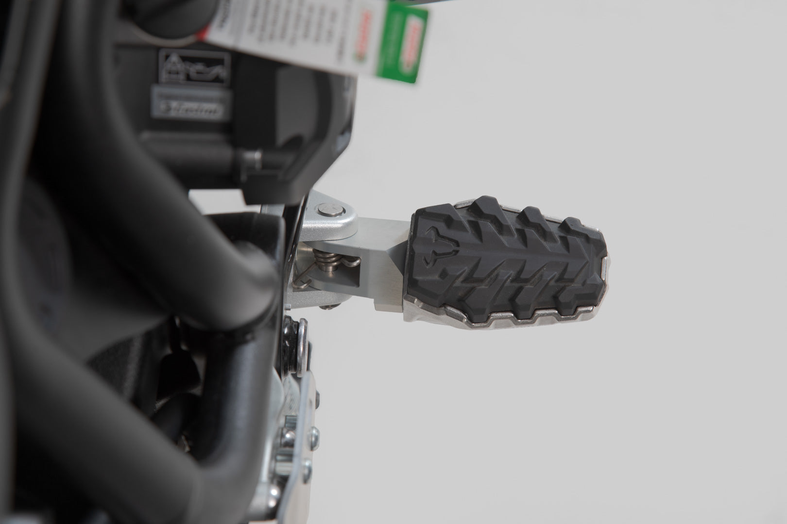 SW-MOTECH Kit reposapiés EVO Triumph Tiger 800/ 900/ 1200 Scrambler 1200.