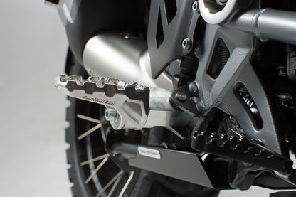 SW-MOTECH Kit reposapiés EVO KTM/Honda/Kawasaki/Morini/Guzzi/Suzuki/BMW.
