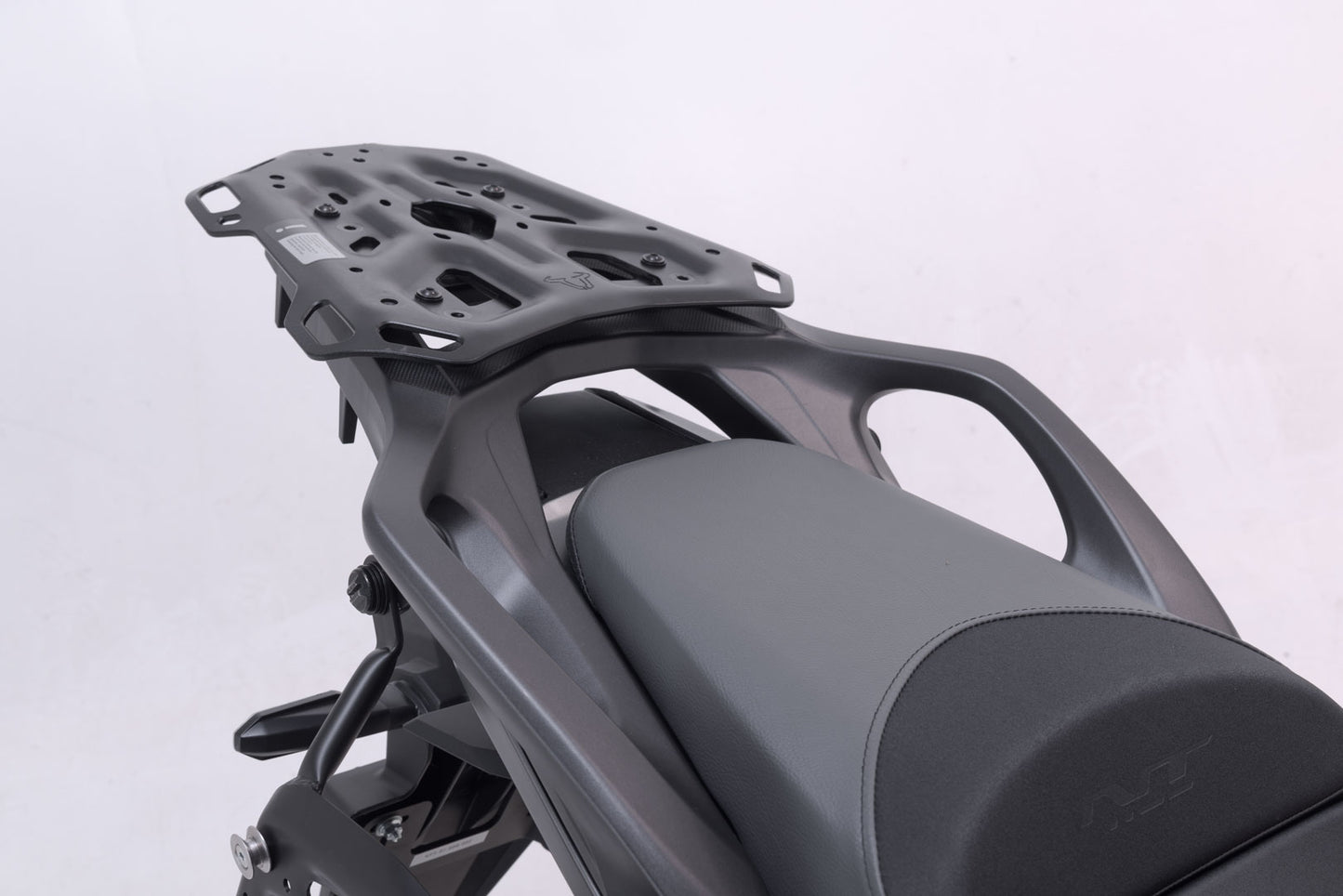 SW-MOTECH Portaequipaje ADVENTURE-RACK Negro. Honda NT 1100 (21-).