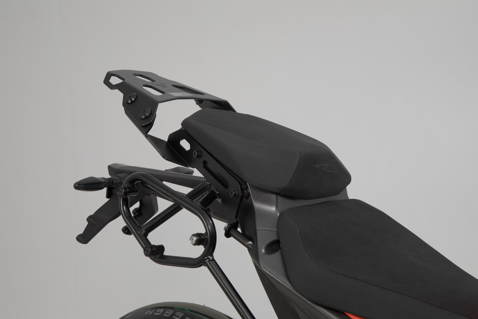 SW-MOTECH Portaequipaje STREET-RACK Negro. KTM 1290/1390 Super Duke R / Evo.