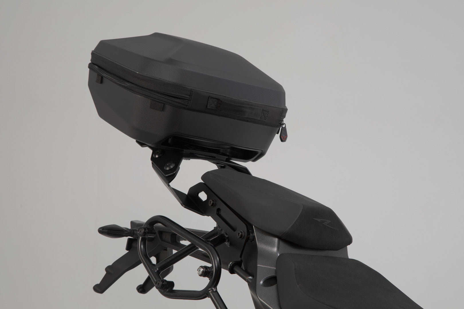 SW-MOTECH Portaequipaje STREET-RACK Negro. KTM 1290/1390 Super Duke R / Evo.