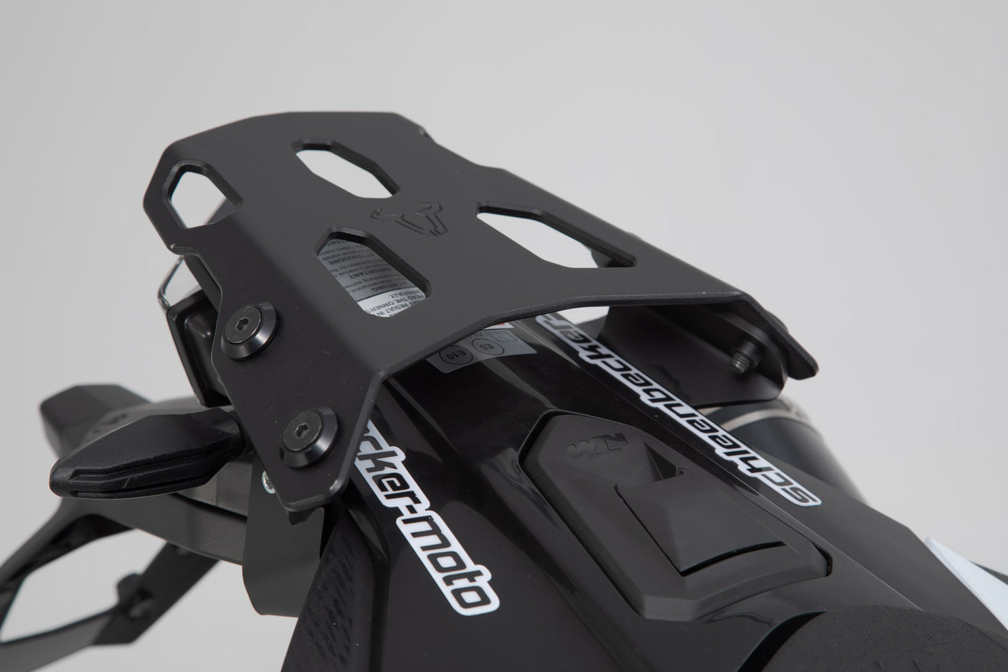 SW-MOTECH Portaequipaje STREET-RACK Negro. KTM 690 Enduro / R 690 SMC R  (19-24).