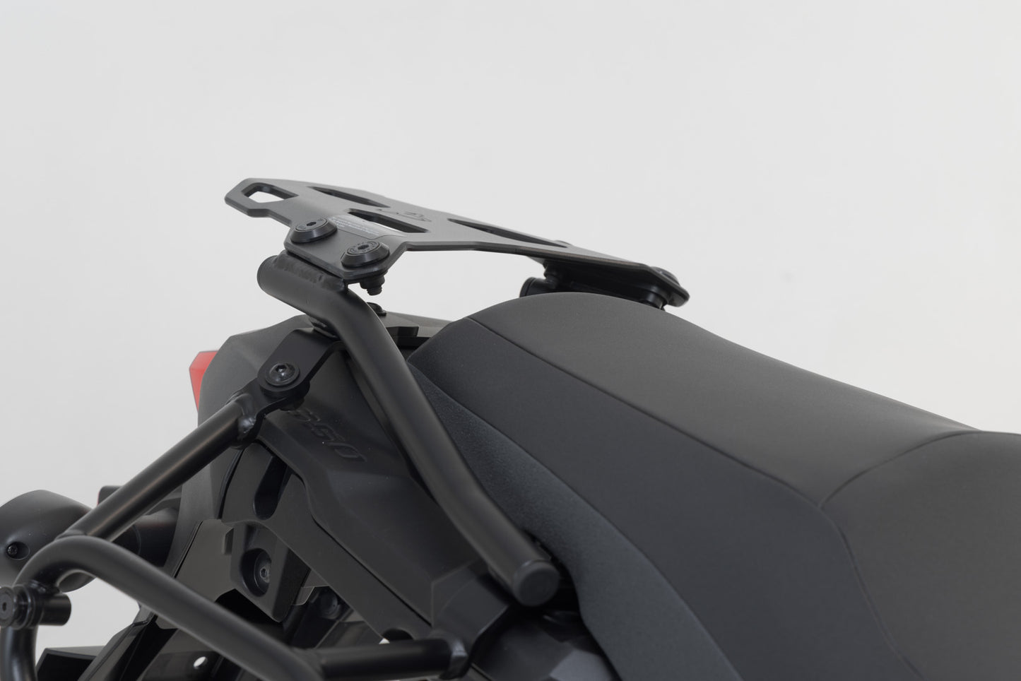 SW-MOTECH Portaequipaje STREET-RACK Negro. Suzuki DL650 V-Strom (16-).