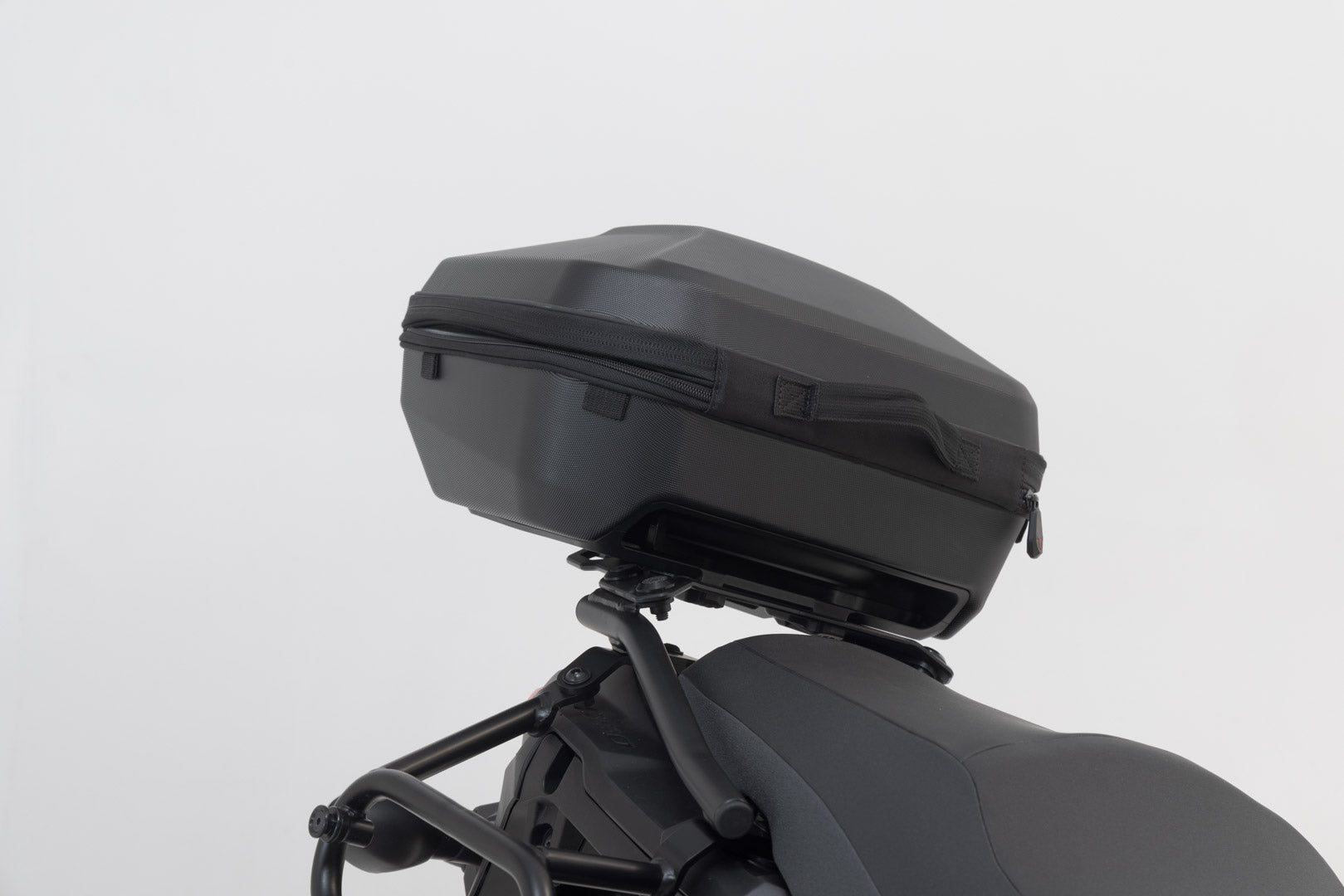 SW-MOTECH Portaequipaje STREET-RACK Negro. Suzuki DL650 V-Strom (16-).