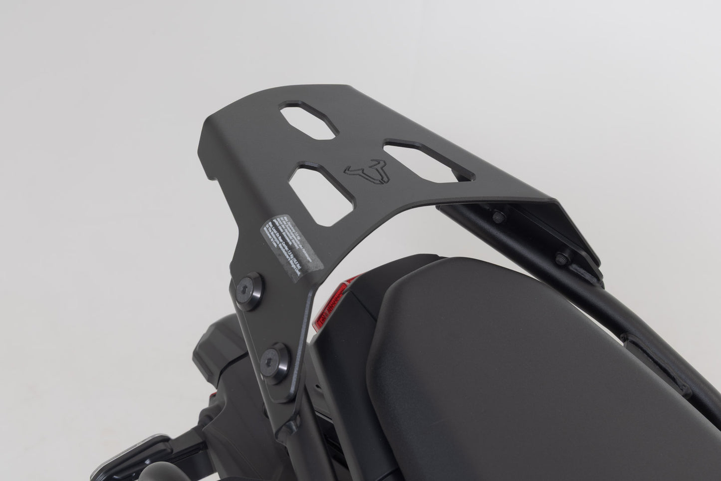 SW-MOTECH Portaequipaje STREET-RACK Negro. Yamaha MT-07 (24-).