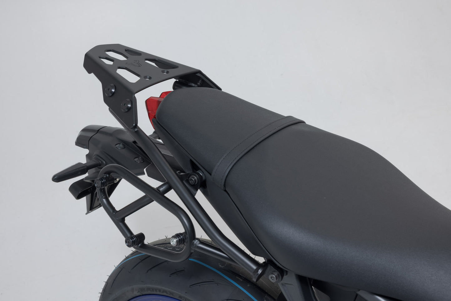 SW-MOTECH Portaequipaje STREET-RACK Negro. Yamaha MT-09 (20-).