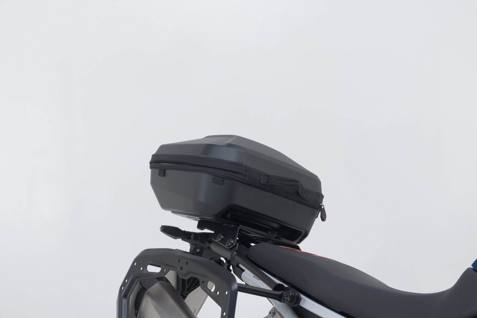 SW-MOTECH Portaequipaje STREET-RACK Negro. BMW F 900 GS (23-).