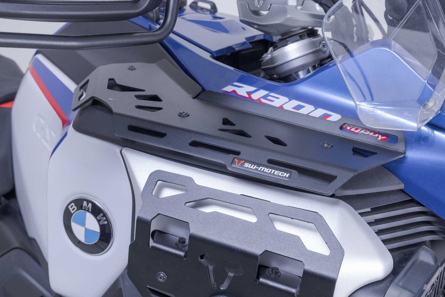 SW-MOTECH Soporte para depósito Negro. BMW R 1300 GS Adventure Trophy (23-).
