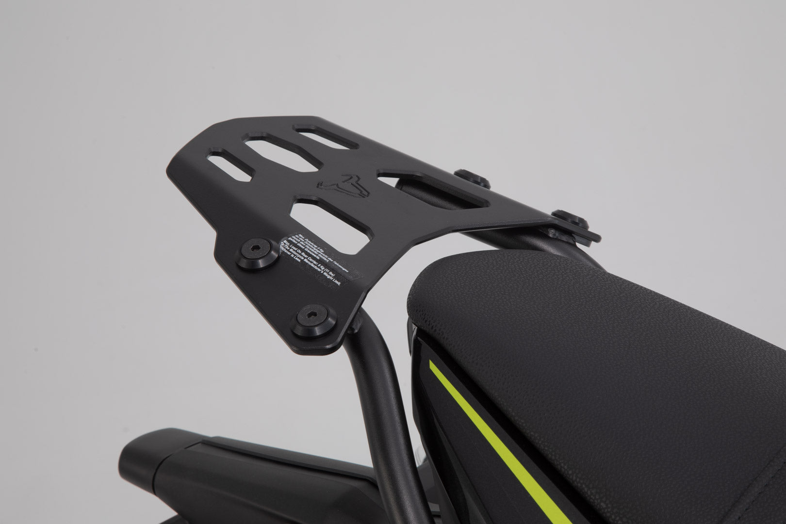 SW-MOTECH Portaequipaje STREET-RACK Negro. Kawasaki Z650 (16-) Ninja 650 (16-).