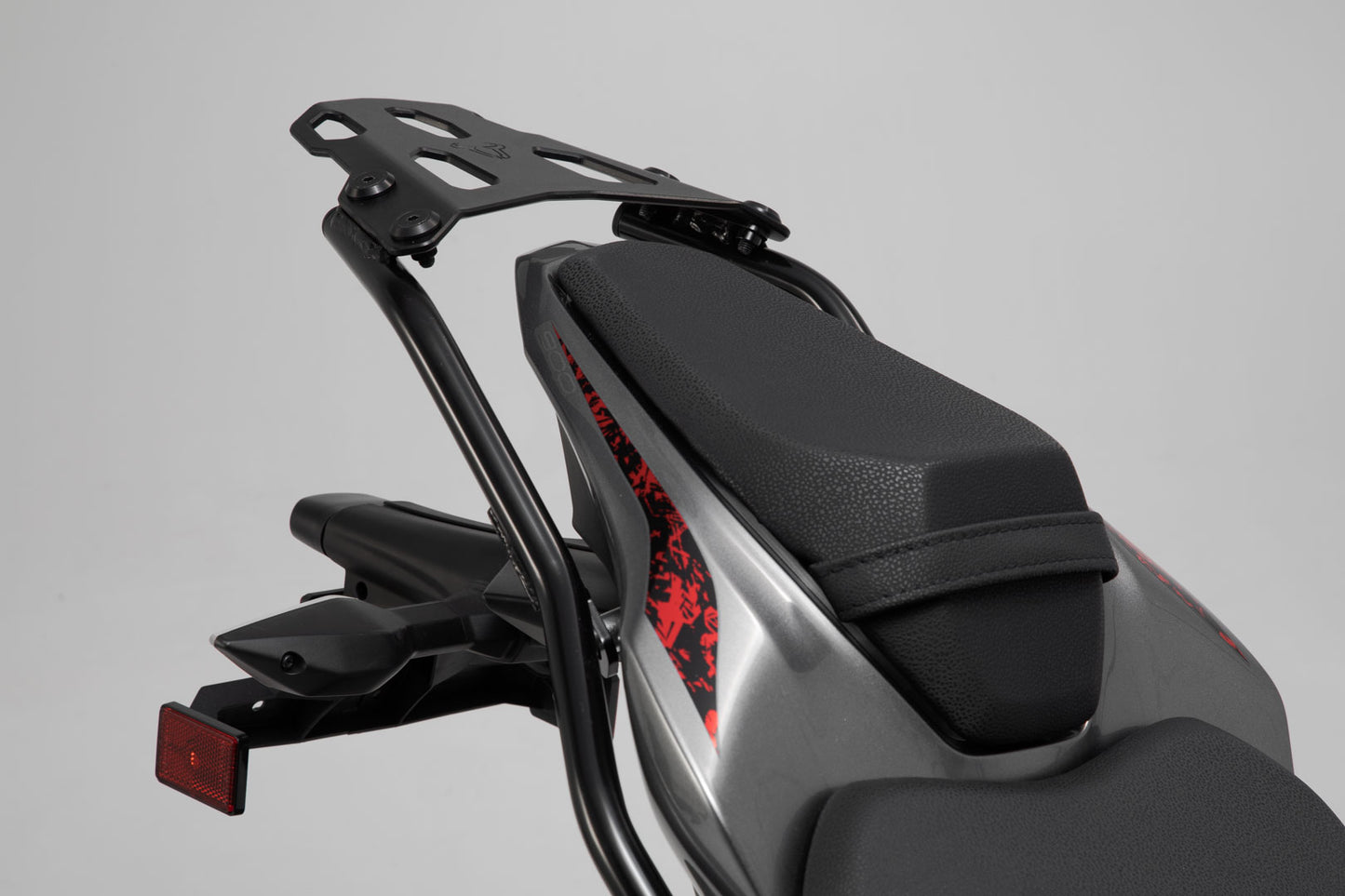 SW-MOTECH Portaequipaje STREET-RACK Negro. Kawasaki Z900 (16-).