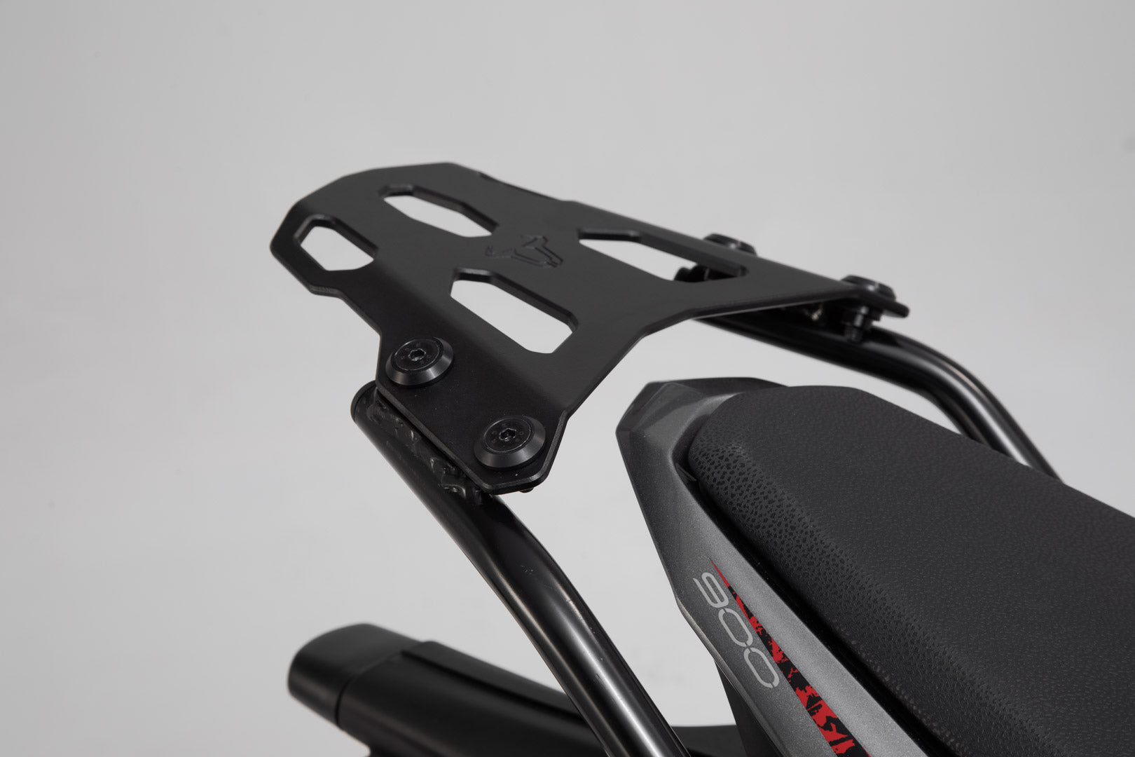 SW-MOTECH Portaequipaje STREET-RACK Negro. Kawasaki Z900 (16-).