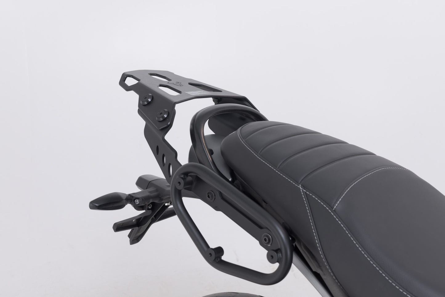 SW-MOTECH Portaequipaje STREET-RACK Negro. Triumph Speed 400/Scrambler 400 X/XC.