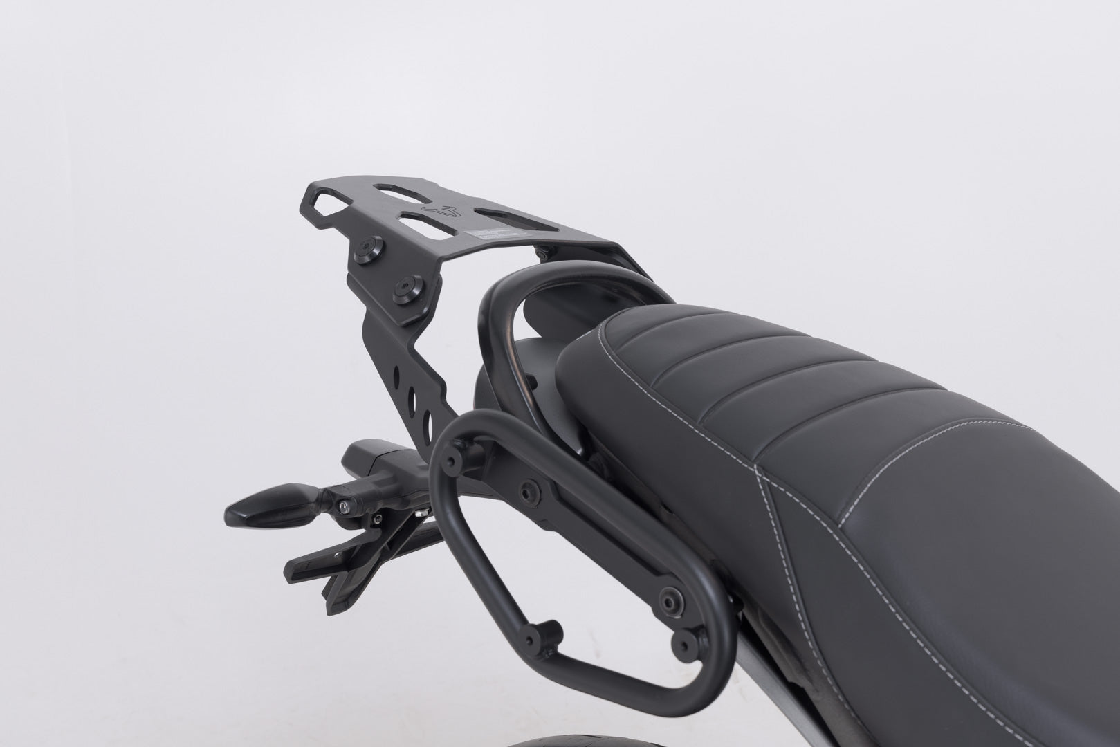 SW-MOTECH Portaequipaje STREET-RACK Negro. Triumph Speed 400/Scrambler 400 X/XC.