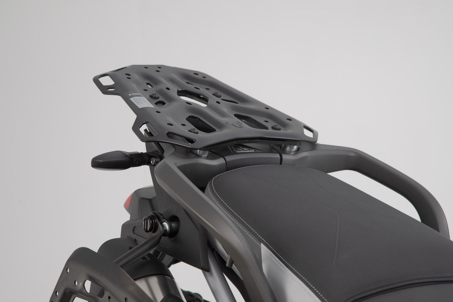 SW-MOTECH Portaequipaje ADVENTURE-RACK Negro. Triumph Tiger 900 (19-) / 1200 (22-).