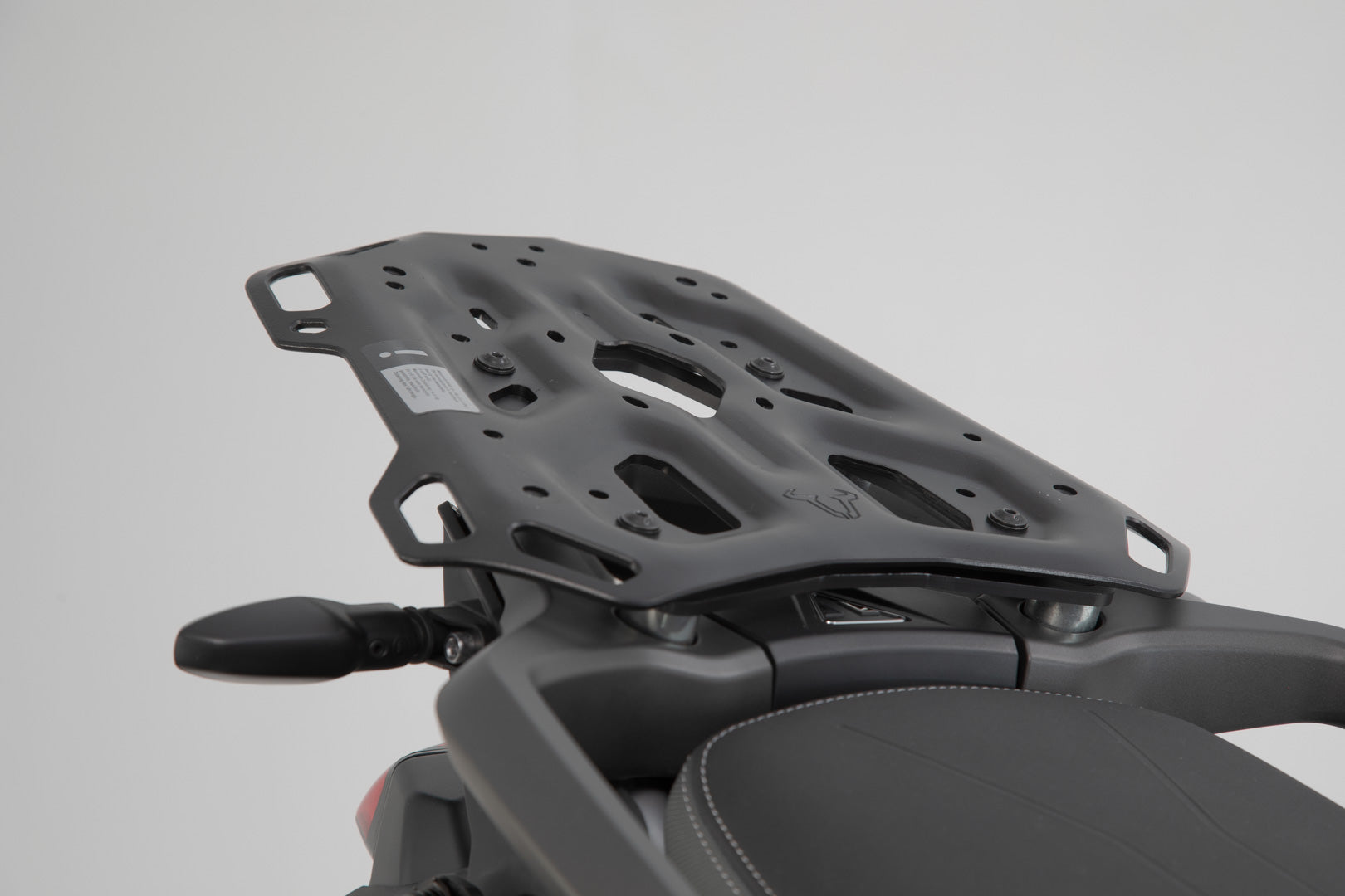 SW-MOTECH Portaequipaje ADVENTURE-RACK Negro. Triumph Tiger 900 (19-) / 1200 (22-).