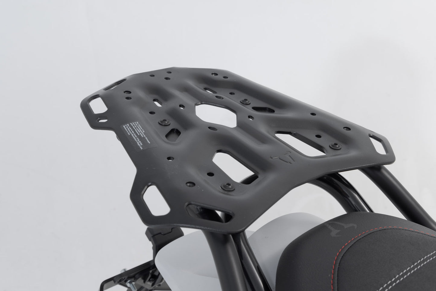 SW-MOTECH ADVENTURE-RACK Negro. Ducati DesertX (22-) / Rally (23-).