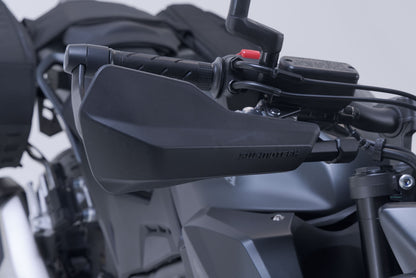 SW-MOTECH Kit de protectores de manos Sport Negro. Modelos Honda / Suzuki / Triumph.