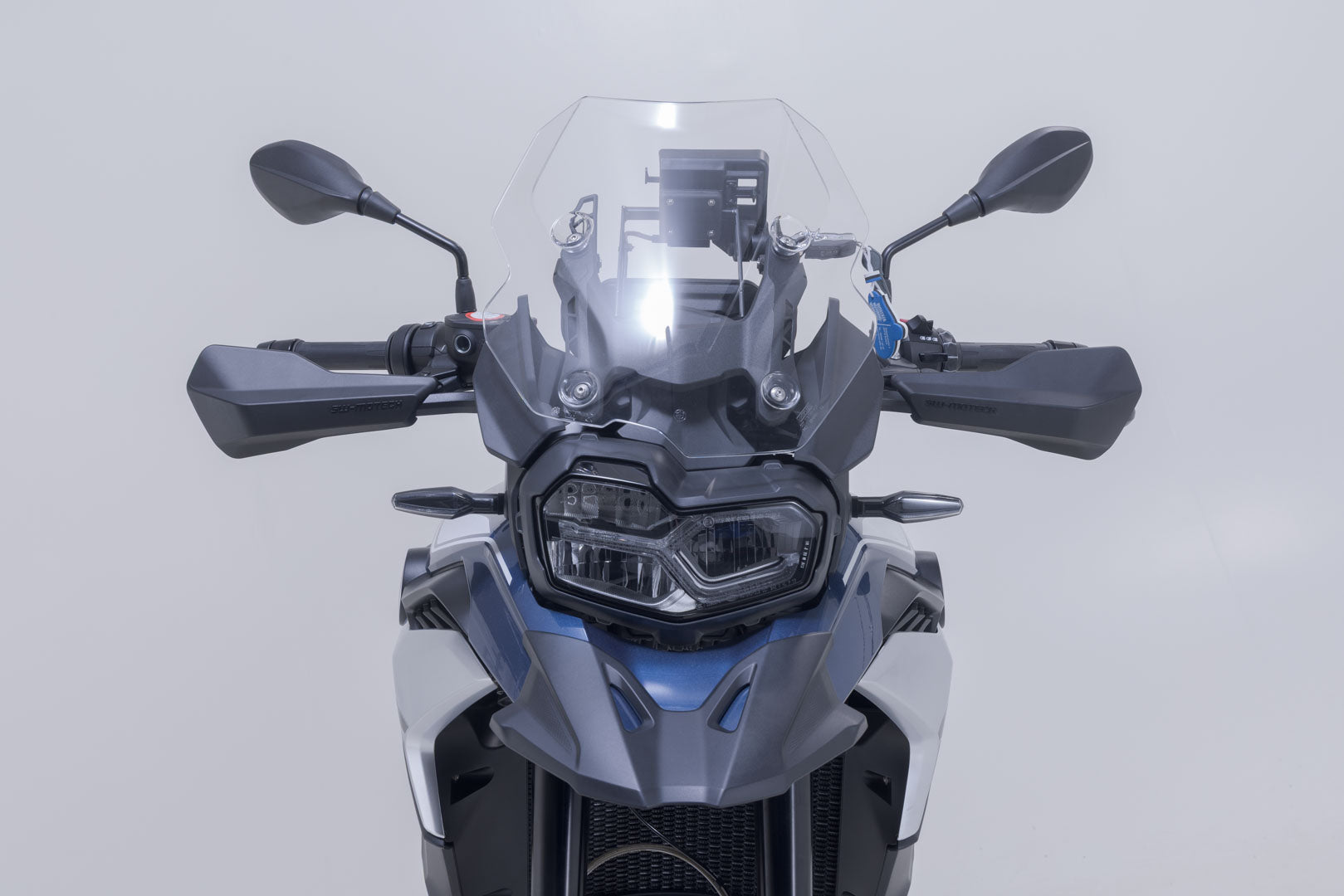 SW-MOTECH Kit de protectores de manos Sport Negro. BMW F 850 GS (17-).