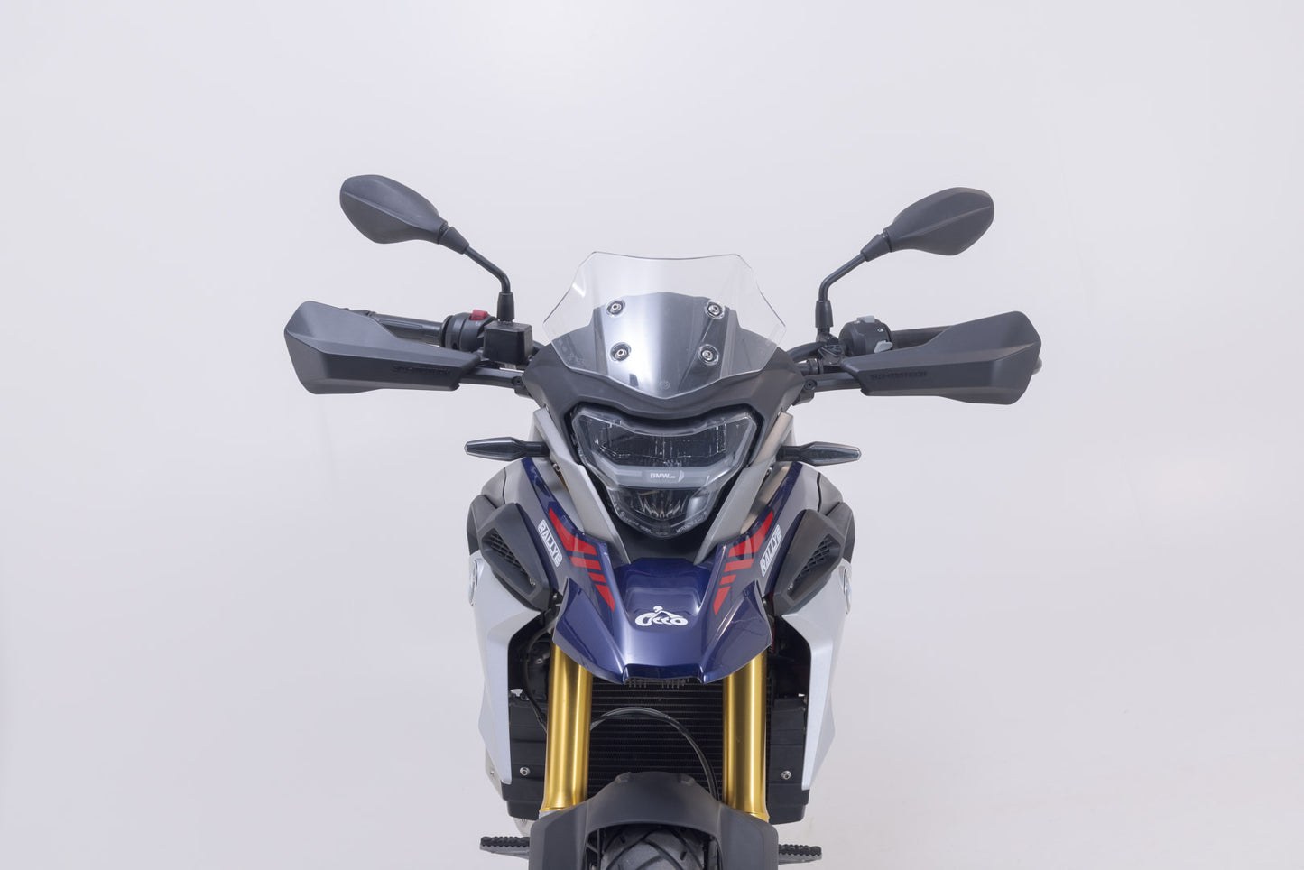 SW-MOTECH Kit de protectores de manos Sport Negro. BMW G 310 GS (17-) /G 310 R (16-).