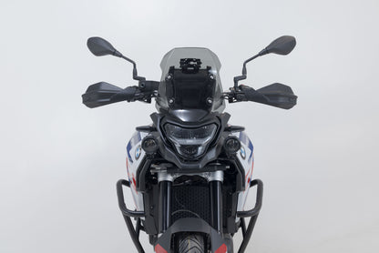 SW-MOTECH Kit de protectores de manos Adventure Negro. R 1250 GS/Adv. (18-) F 800/900 GS (23-).
