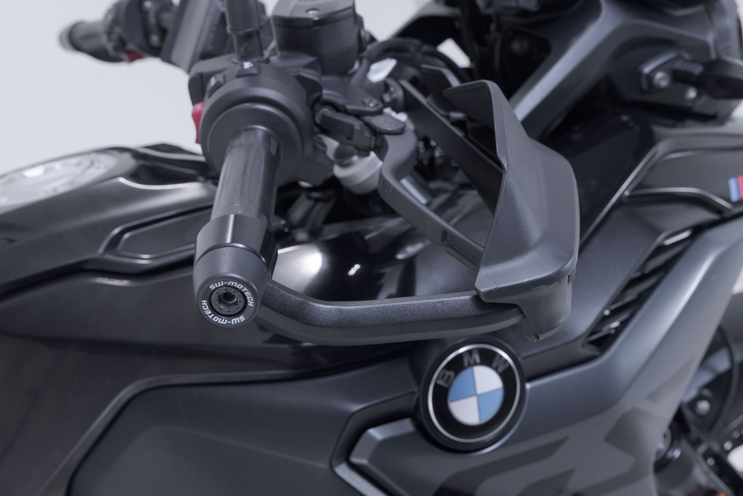 SW-MOTECH Kit de protectores de manos Adventure Negro. BMW F750 GS (17-).